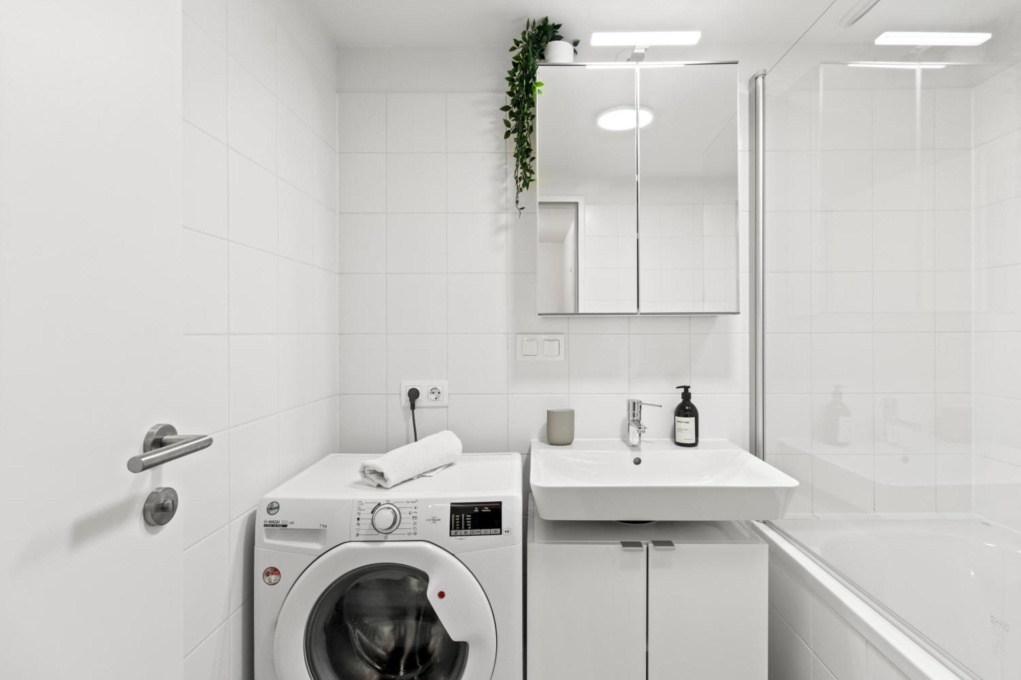 Balcony Apartment I 50 M² I Near City Center Wiedeń Zewnętrze zdjęcie